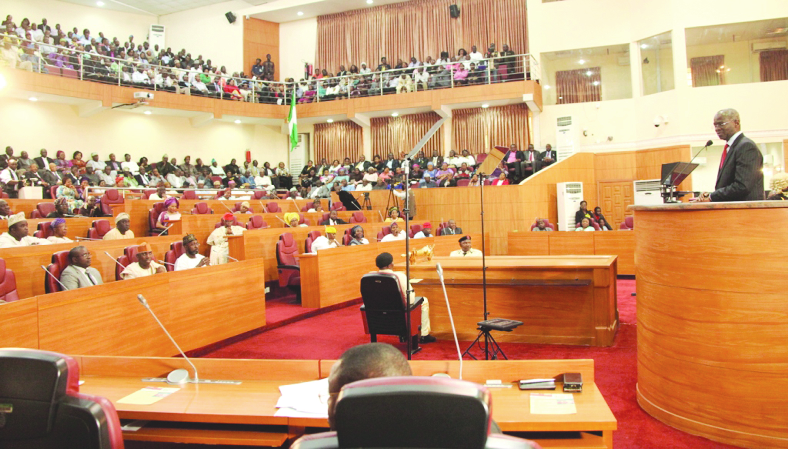 Fashola Presenting Budget 2015
